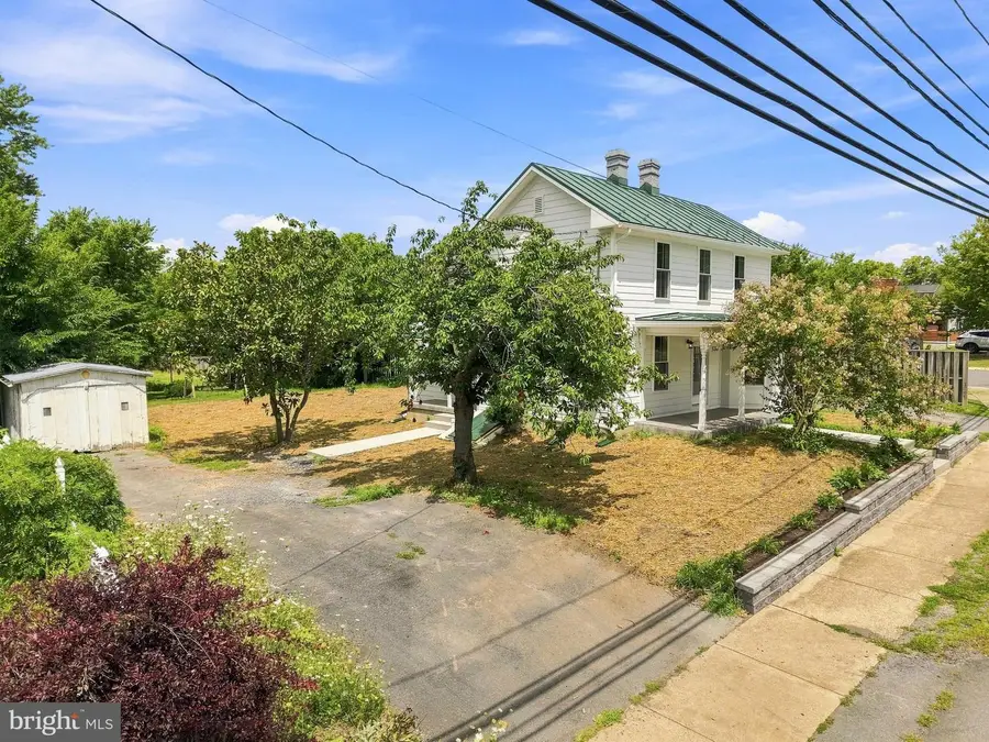 5285 Germain St, Stephens City, VA 22655 - #3