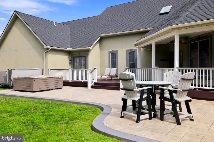 2216 Laurel Grove Rd, Winchester, VA 22602 - #3