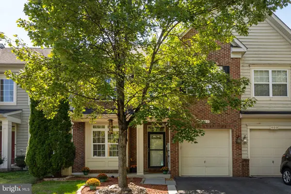 402 Quinton Oaks Cir, STEPHENS CITY, VA 22655