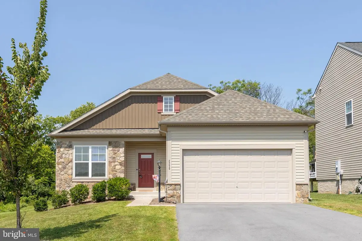 111 Thorny Crown Ln, Stephenson, VA 22656 - #1