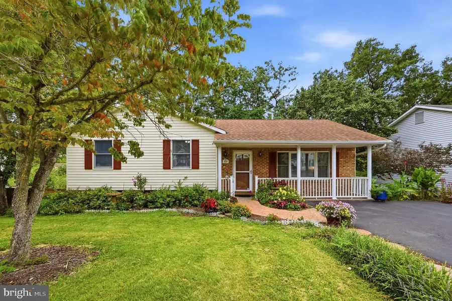 109 Keswick Ct, Winchester, VA 22602 - #2