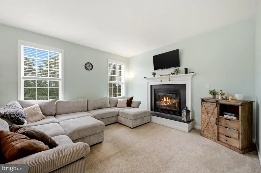 1003 W Masters Dr, Cross Junction, VA 22625 - #3