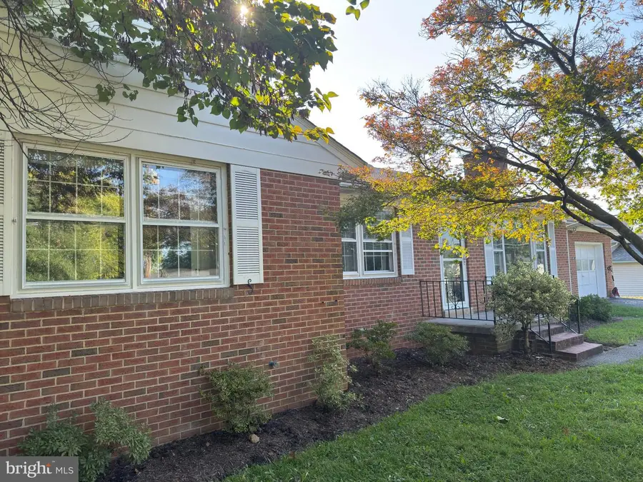 131 Country Club Cir, Winchester, VA 22602 - #3