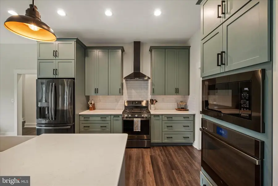 886 Middle Fork Rd, Cross Junction, VA 22625 - #2