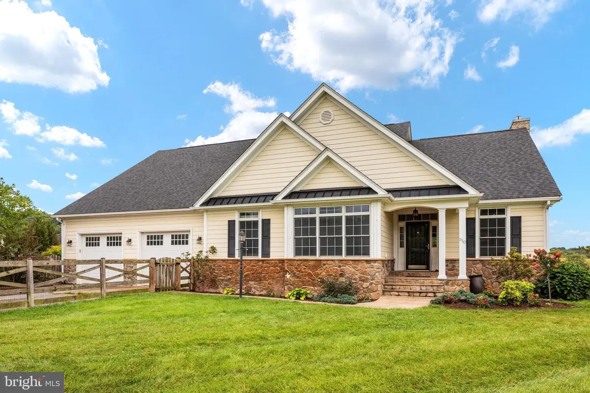 510 Harry Hiett Ln, Gore, VA 22637 - #1