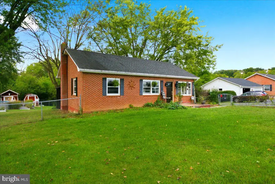 1810 Chapel Rd, Middletown, VA 22645 - #2