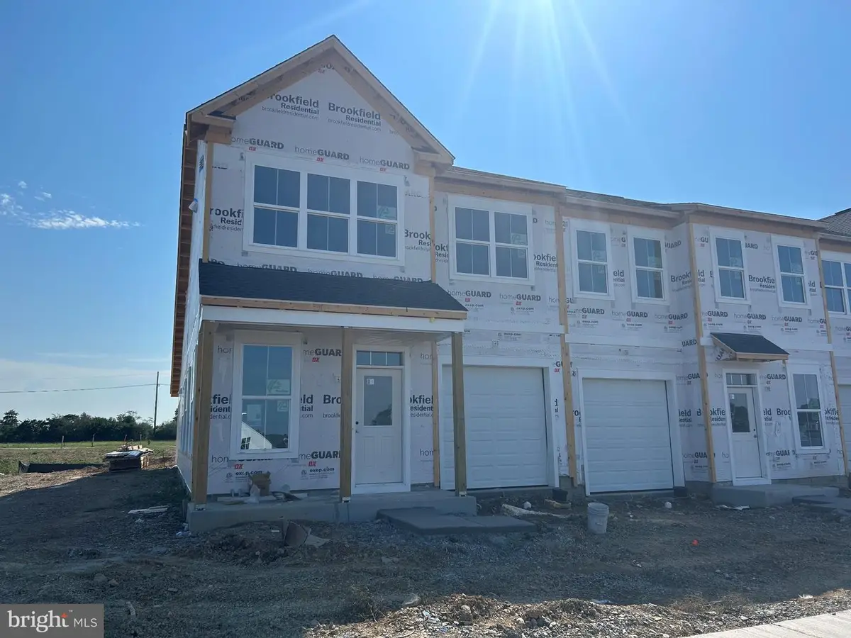 422 Granite Ridge Dr, Winchester, VA 22603 - #1