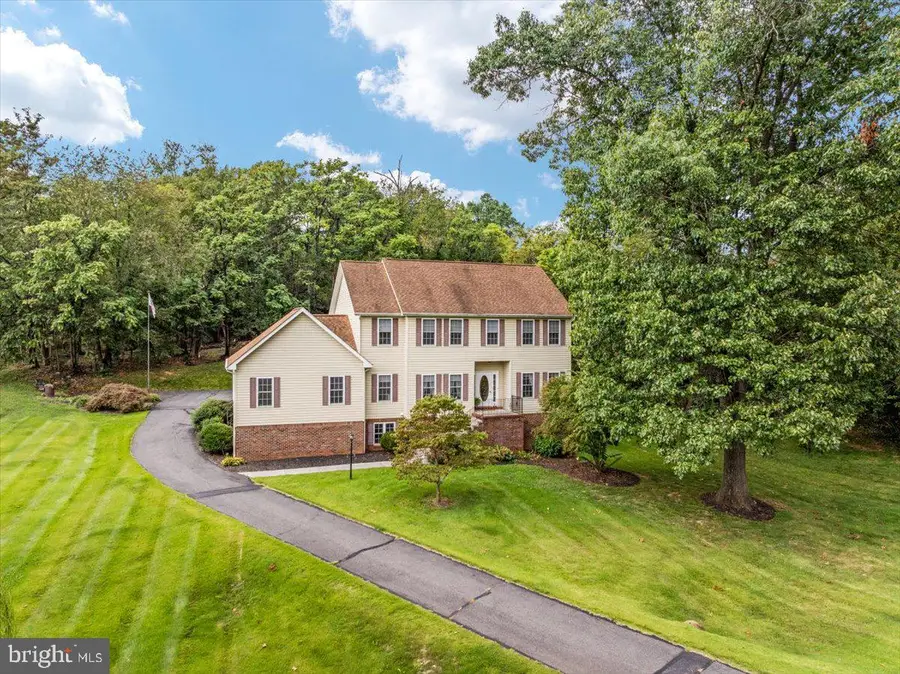 155 Bunchberry Ridge Ct, Stephens City, VA 22655 - #2