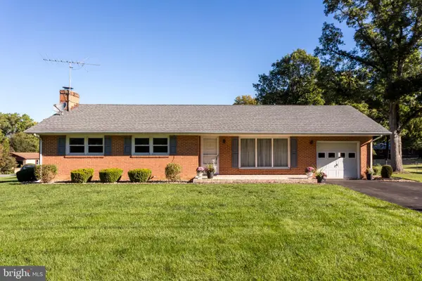 1033 Tasker Rd, STEPHENS CITY, VA 22655