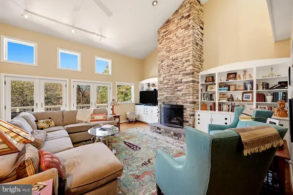 1113 Apple Pie Ridge Rd, WINCHESTER, VA 22603