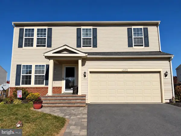 125 Eleven Moons Pl, STEPHENS CITY, VA 22655