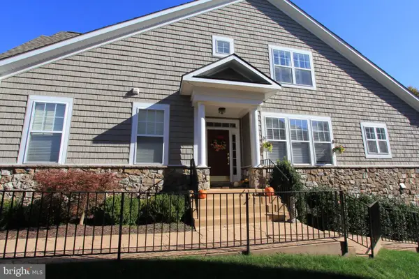 112 Kingfisher Ct, LAKE FREDERICK, VA 22630