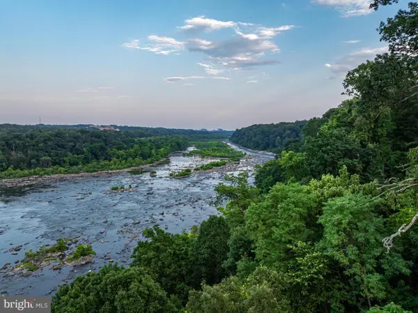 1159 Crest Ln, MCLEAN, VA 22101