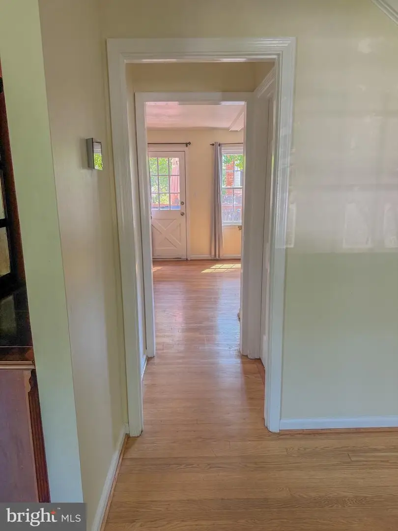 8647 Braddock Ave, Alexandria, VA 22309 - Image #3