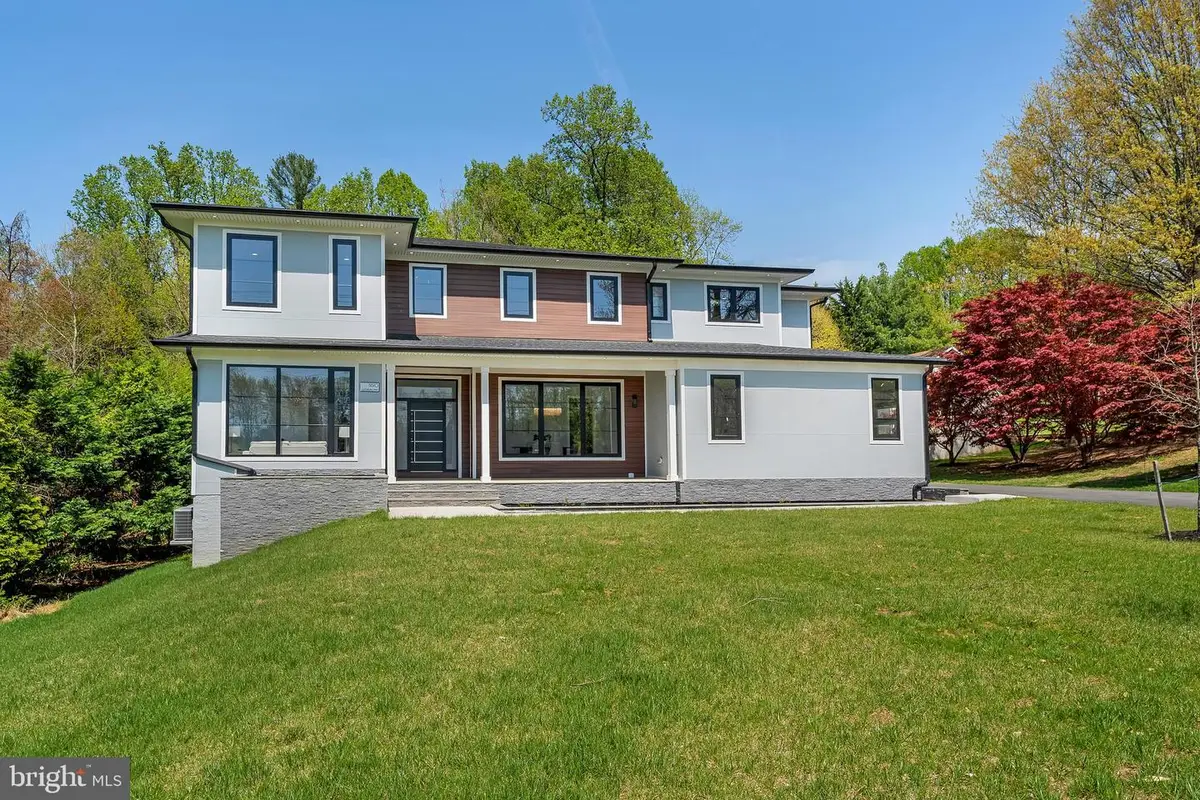 11610 Leesburg Pike, Herndon, VA 20170 - Image #1