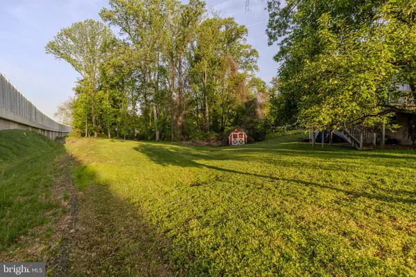 8419 Wesleyan St, VIENNA, VA 22180