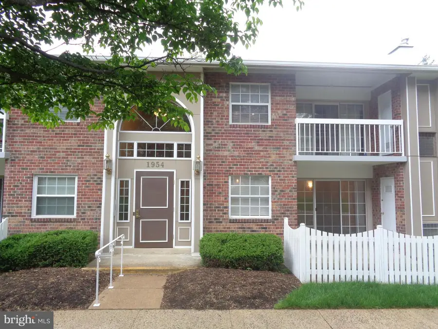 1954 Kennedy Dr #104, McLean, VA 22102 - Image #2
