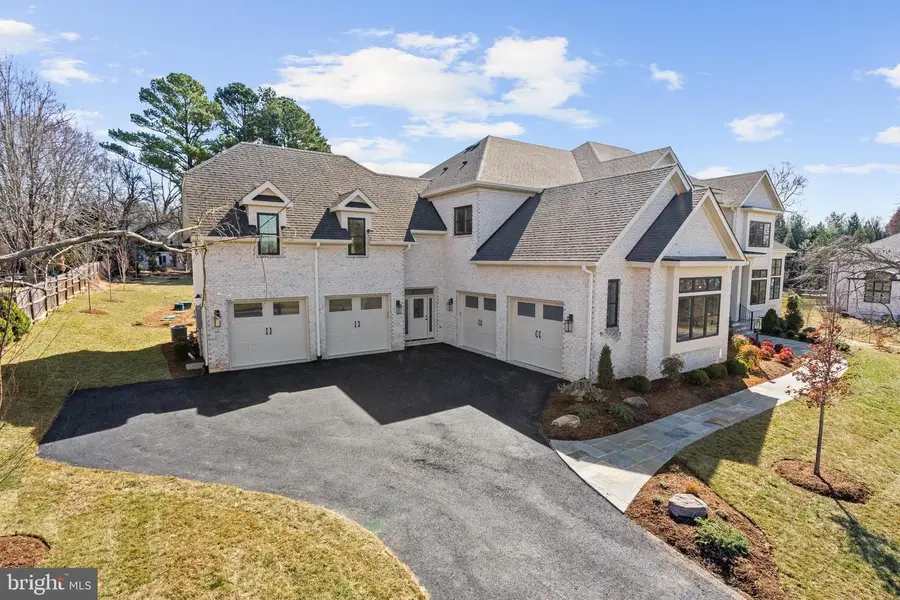 1337 Beulah Rd, Vienna, VA 22182 - Image #2