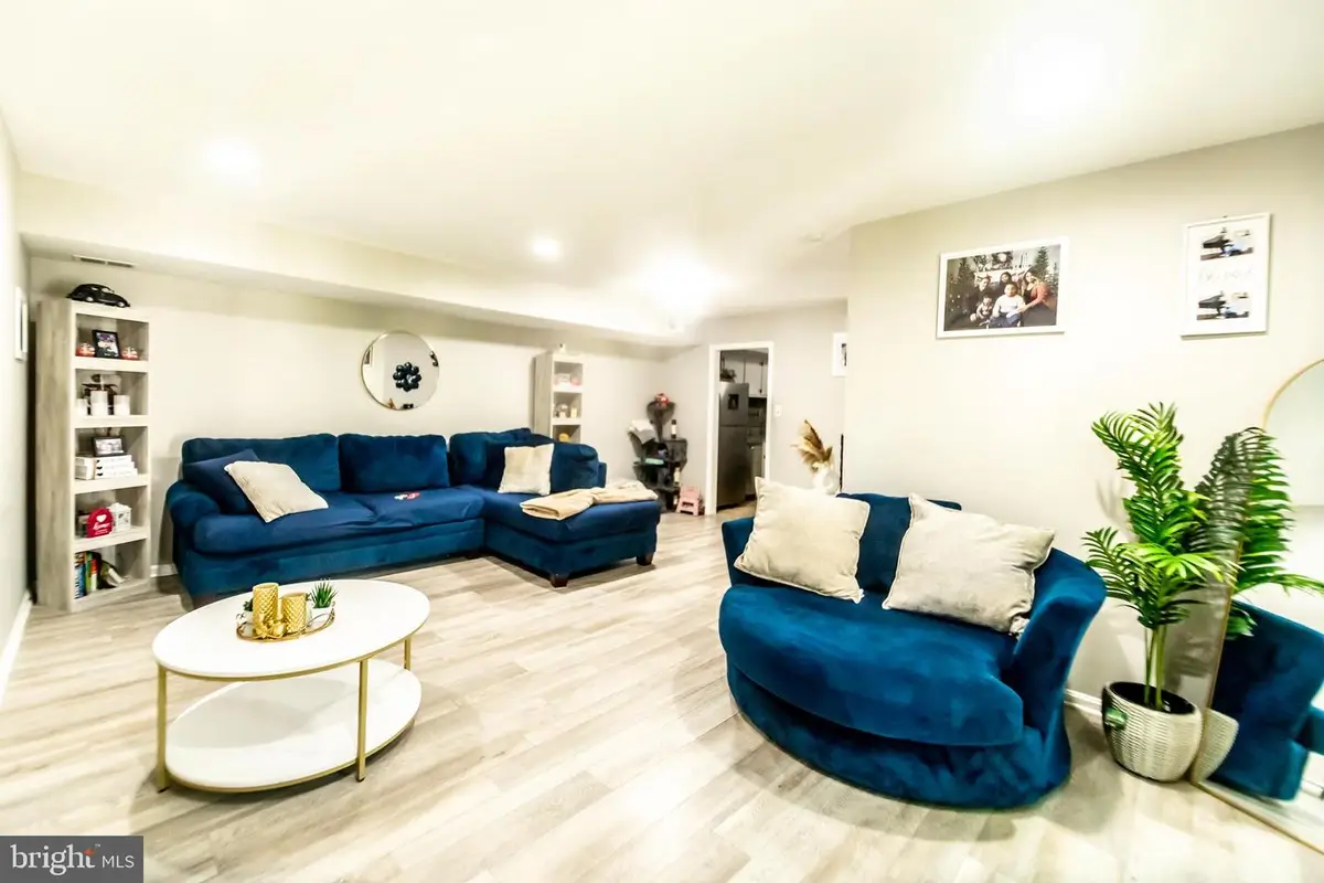 4548 Conwell Dr, Annandale, VA 22003 - Image #1