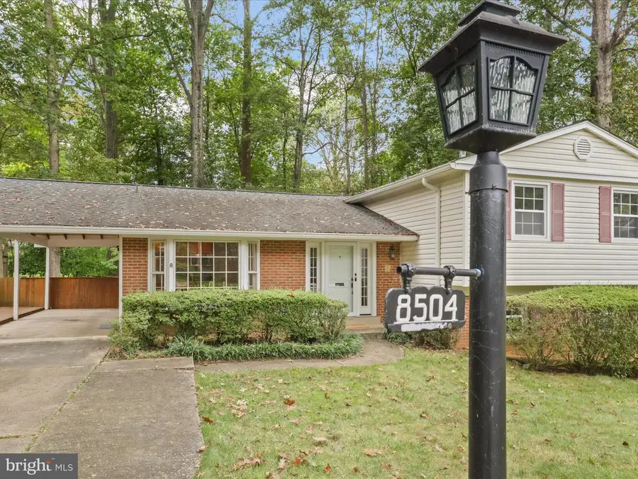 8504 Canterbury Dr, Annandale, VA 22003 - Image #2