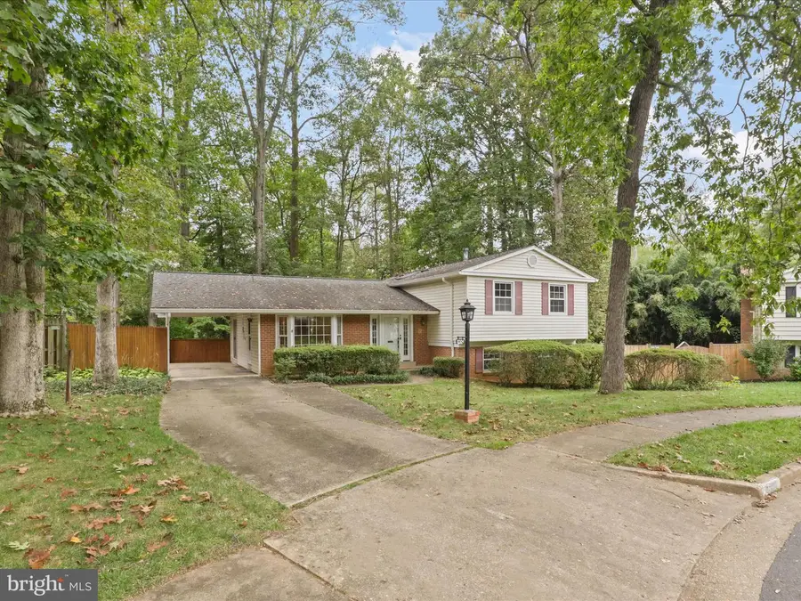8504 Canterbury Dr, Annandale, VA 22003 - Image #3