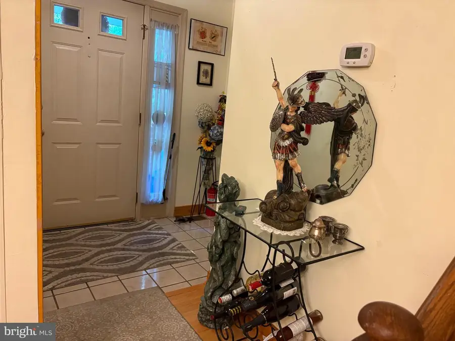 5930 Langton Dr, Franconia, VA 22310 - Image #3