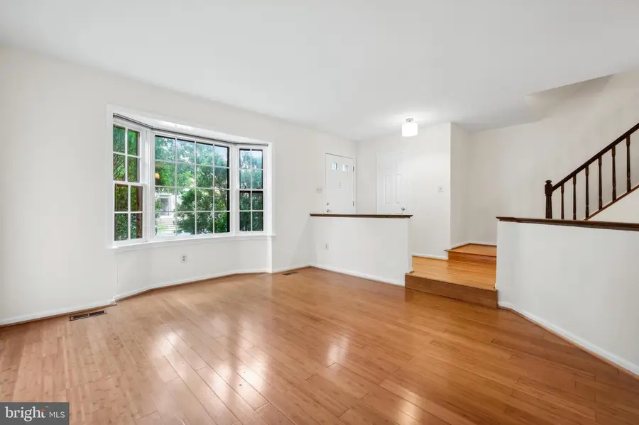 2880 Kelly Sq, Vienna, VA 22181 - Image #3