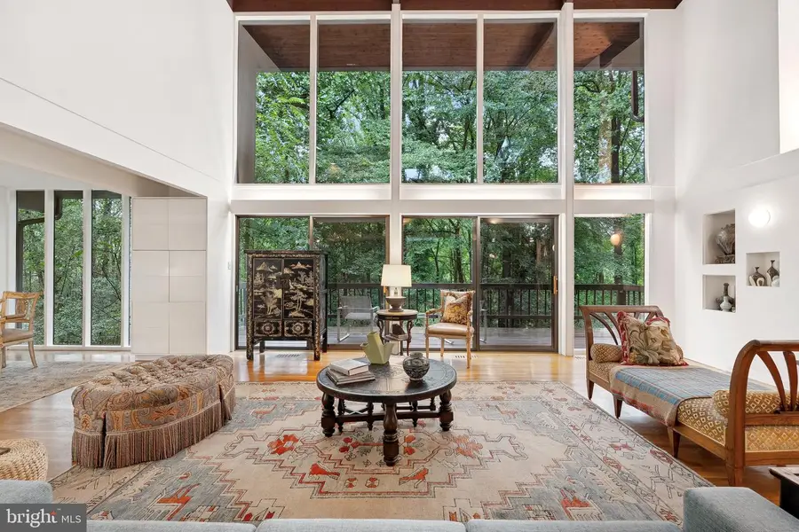 1330 Potomac School Rd, McLean, VA 22101 - Image #2