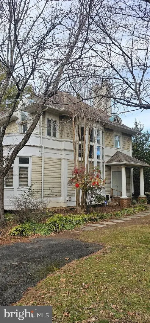 1650 Kirby Rd, MCLEAN, VA 22101