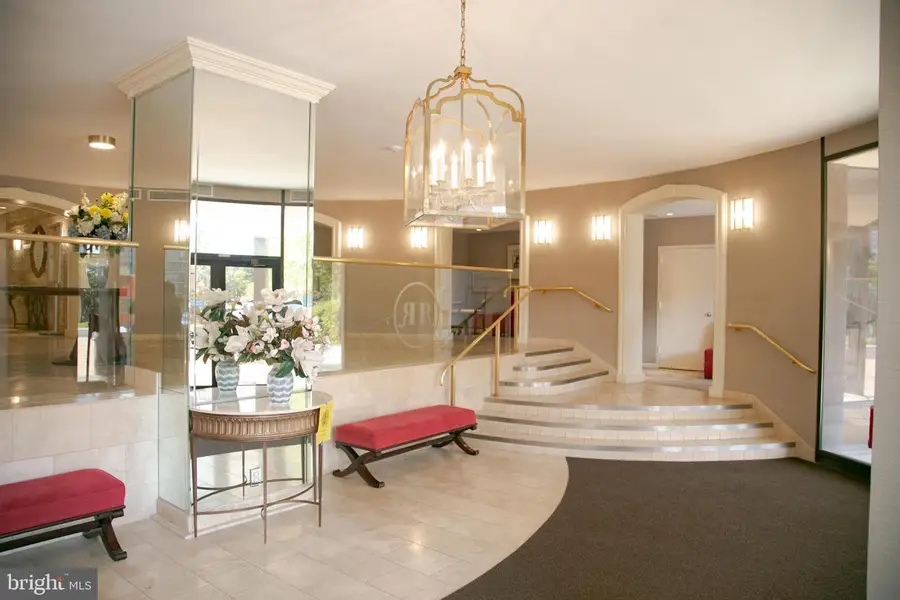 8350 Greensboro Dr #517, McLean, VA 22102 - Image #3