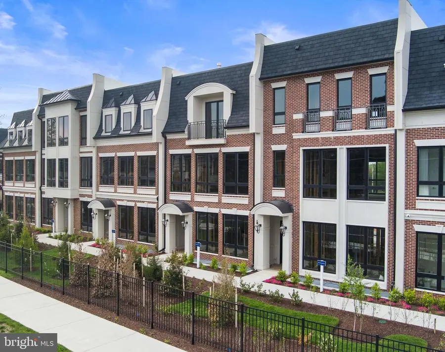 1626 Chain Bridge Rd, McLean, VA 22101 - Image #2