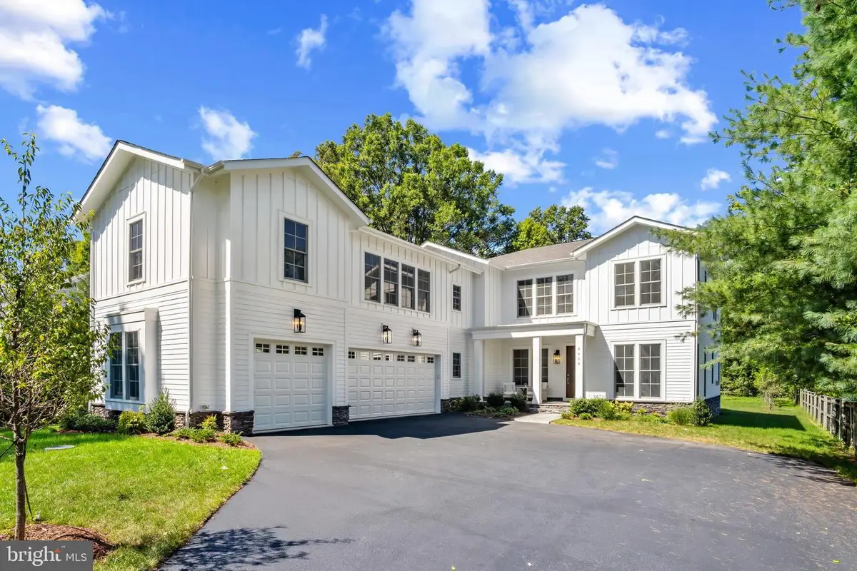 8628 Plymouth Rd, Alexandria, VA 22308 - Image #1