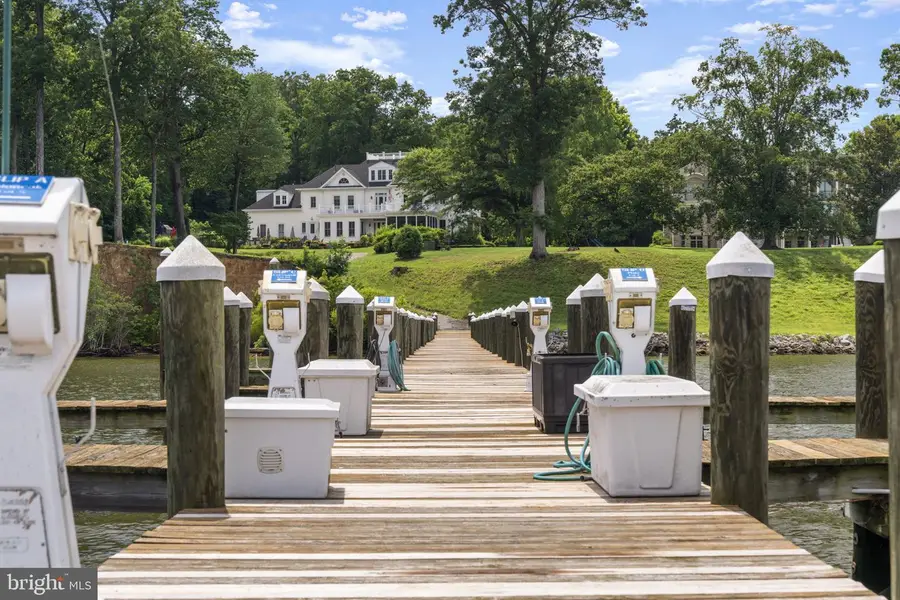 11295 Cresswell Lndg, Lorton, VA 22079 - Image #2