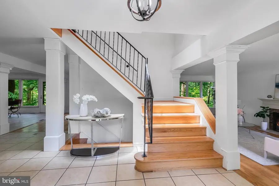 4054 41st St, McLean, VA 22101 - Image #2