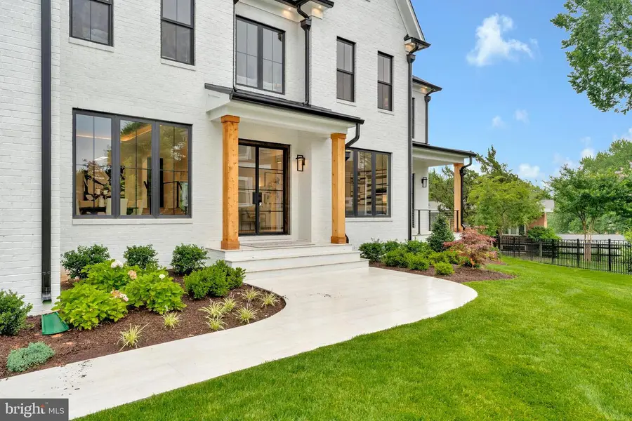 11410 Waples Mill Rd, Oakton, VA 22124 - Image #2