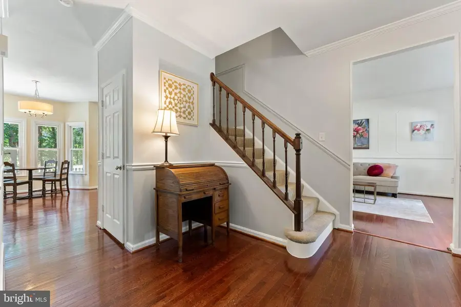 15107 Wetherburn Dr, Centreville, VA 20120 - Image #3