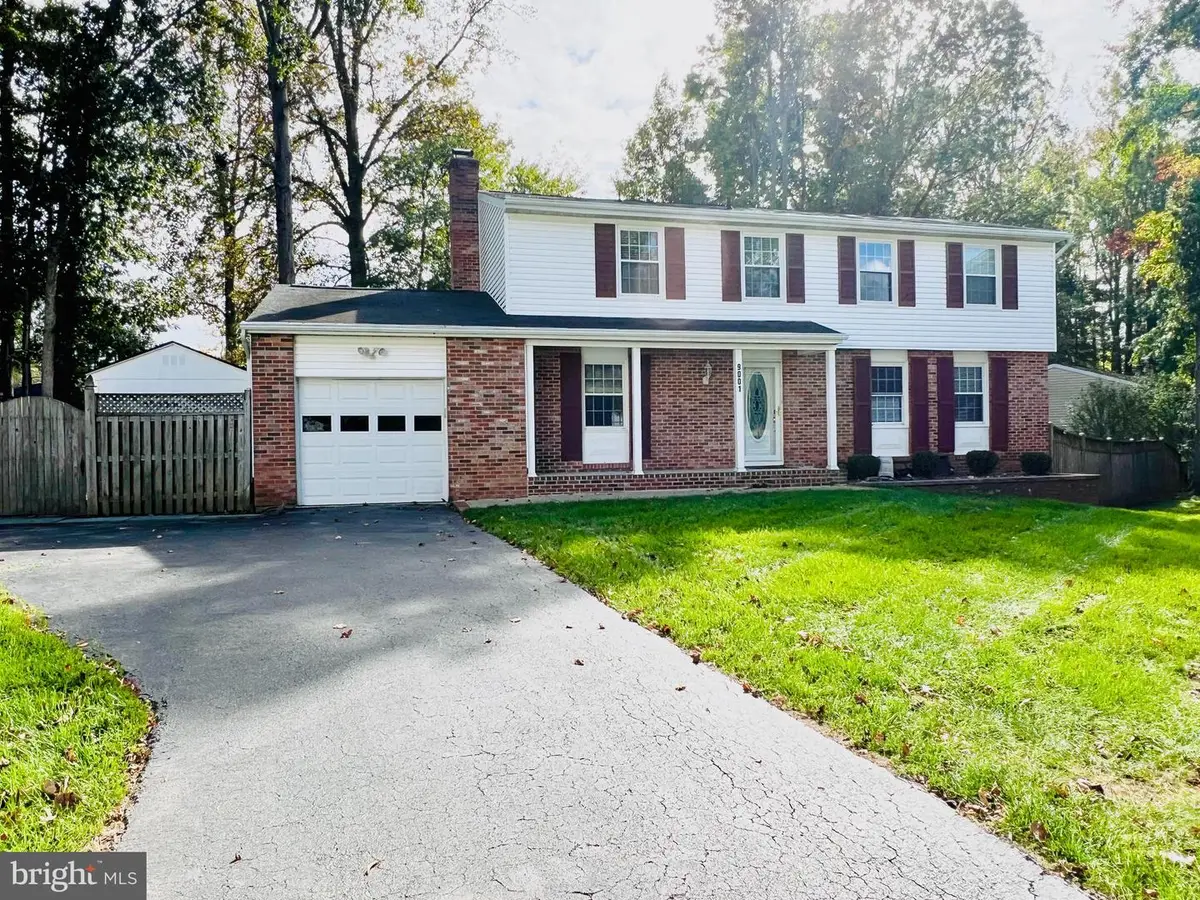 9001 Fox Lair Dr, Burke, VA 22015 - Image #1