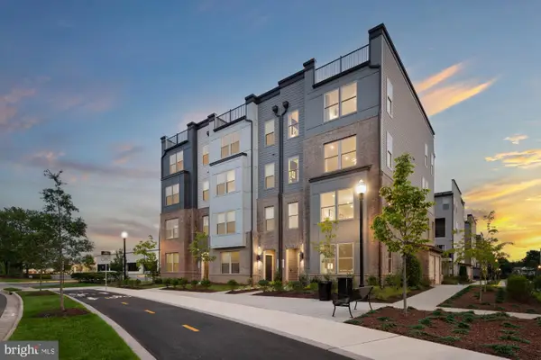 2152 Glacier Rd, HERNDON, VA 20170