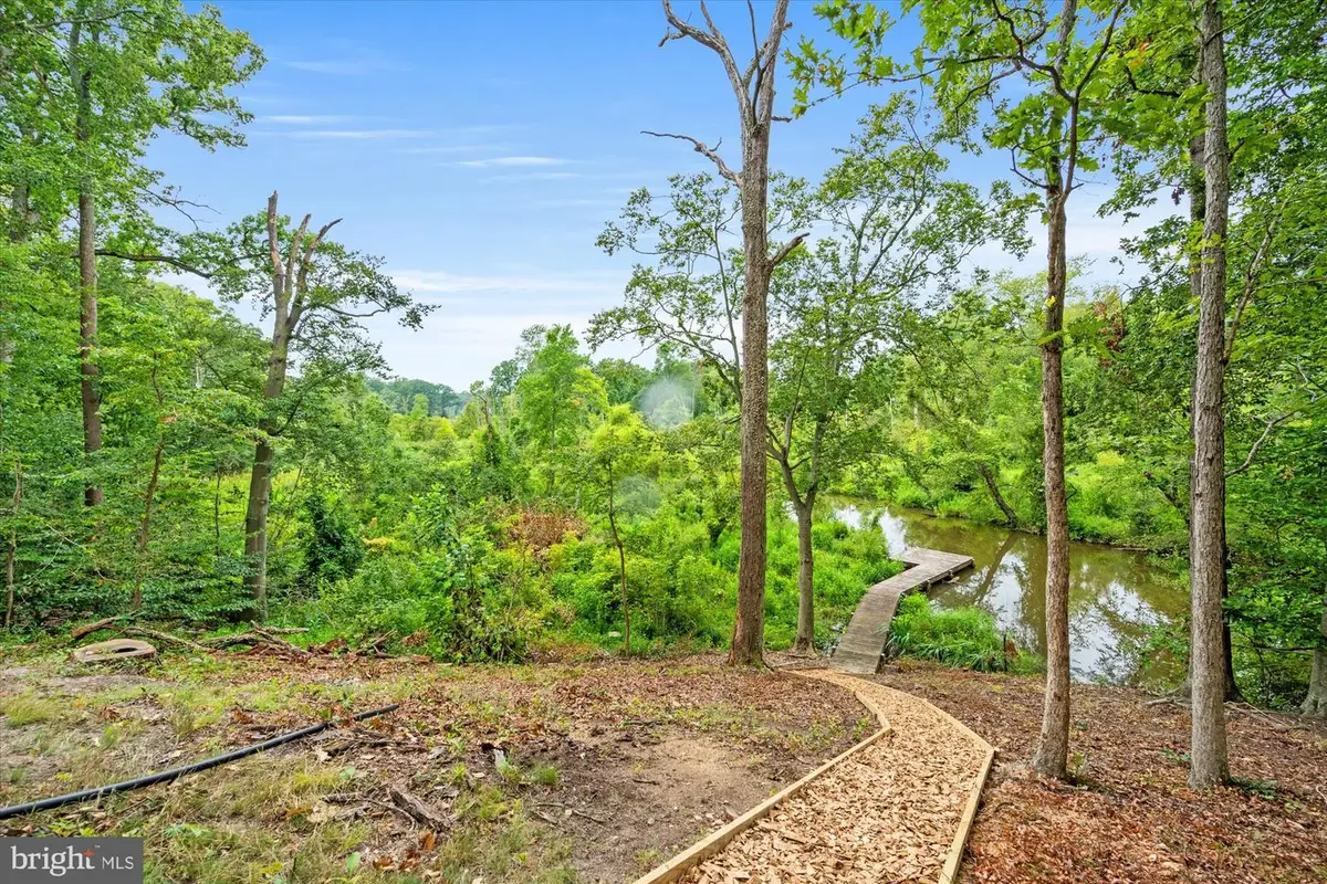 2408 William And Mary Dr, Alexandria, VA 22308 - Image #1