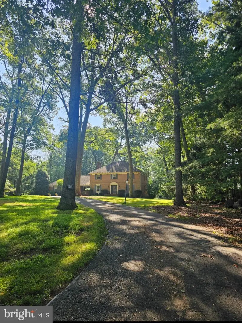 10947 Lawyers Rd, Reston, VA 20191 - Image #2