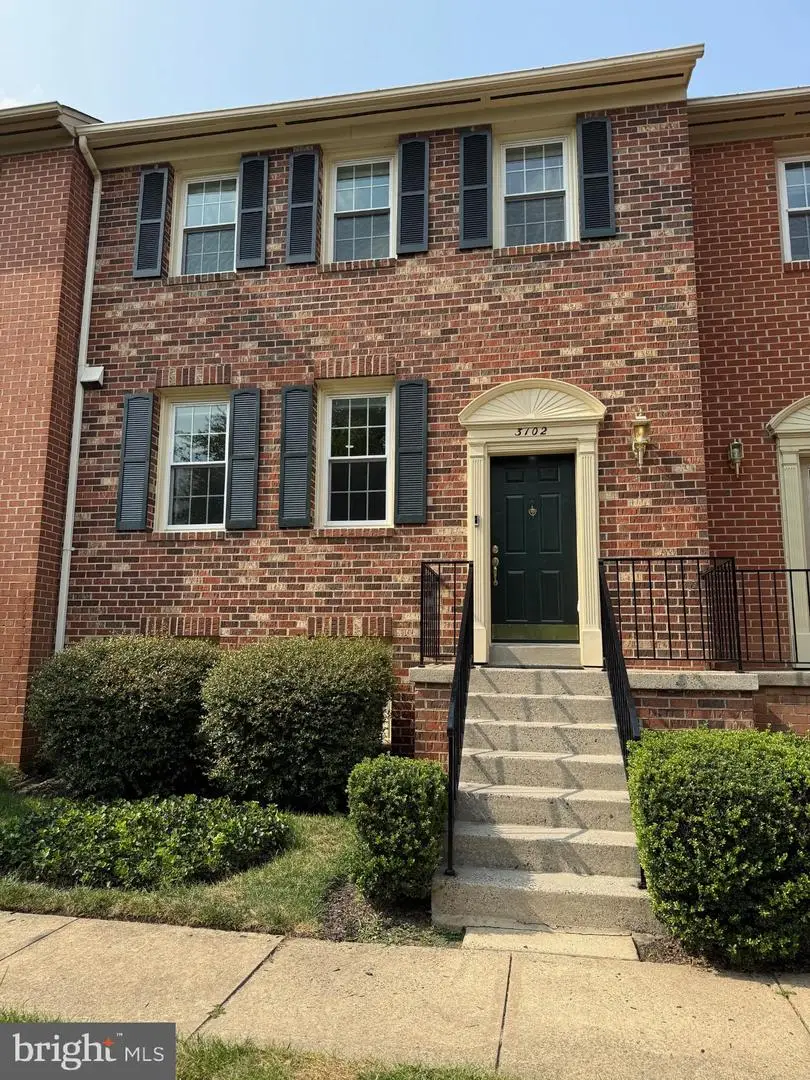 3102 Bradford Wood Ct, Oakton, VA 22124 - Image #1
