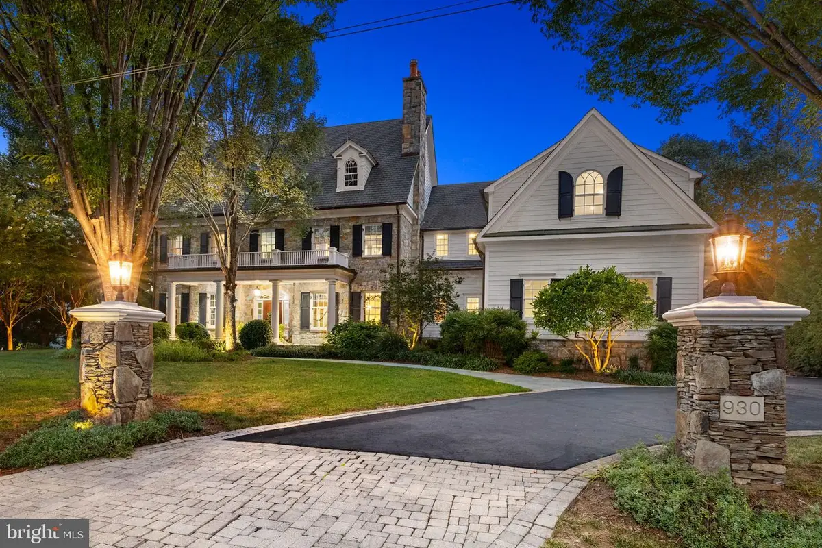 930 Douglass Dr, McLean, VA 22101 - Image #1