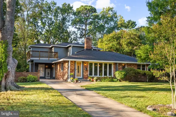 2005 Clark Pl, ALEXANDRIA, VA 22308