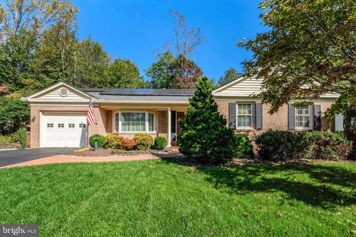 10822 Mount Vineyard Ct, Fairfax, VA 22032 - #1