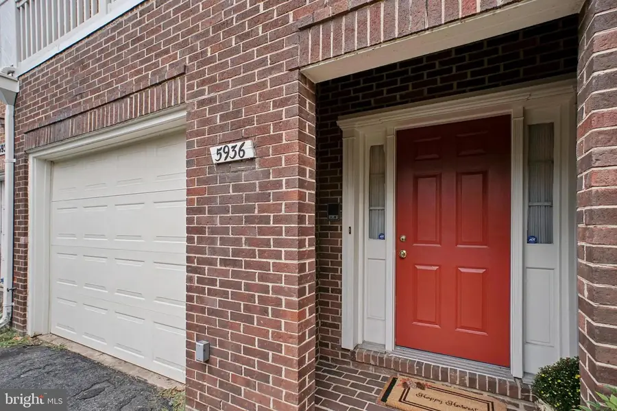 5936 Munson Ct, Falls Church, VA 22041 - Image #2