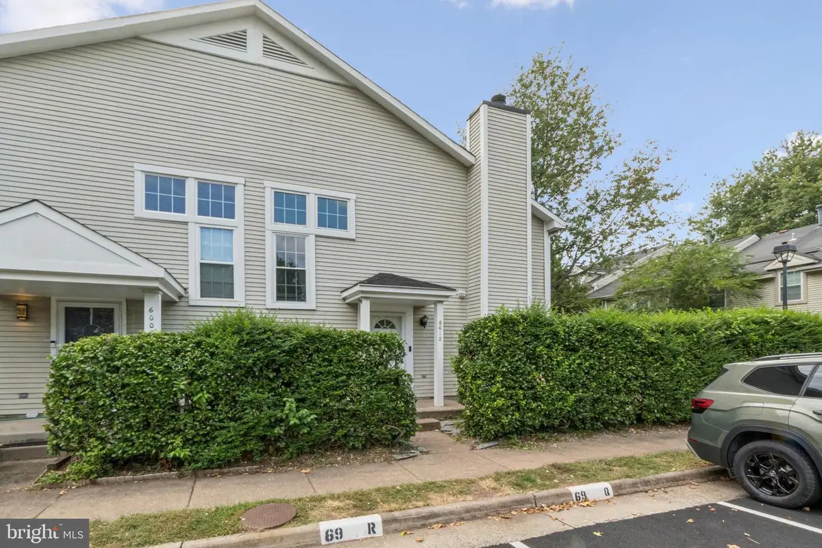 6012 Havener House Way, Centreville, VA 20120 - Image #1
