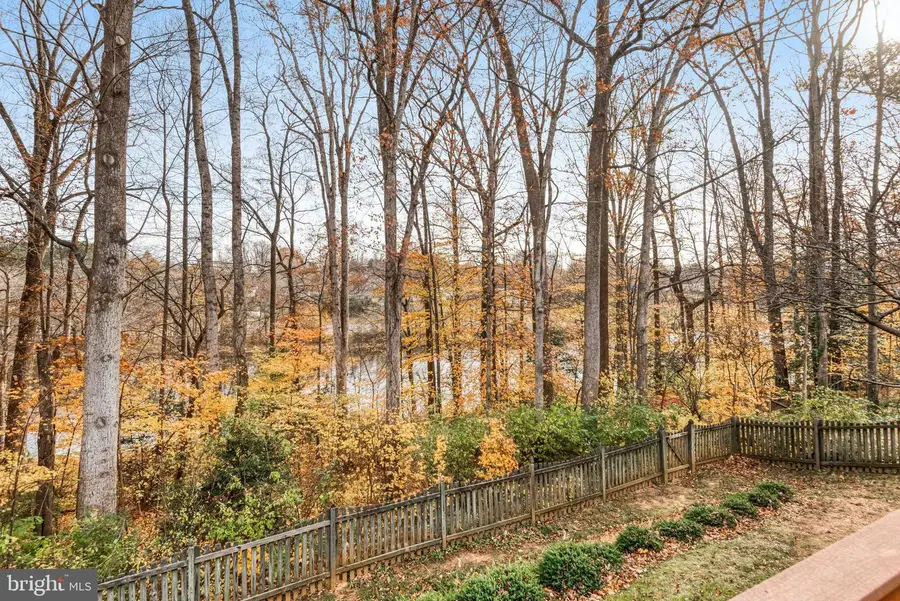 5370 Gainsborough Dr, Fairfax, VA 22032 - Image #3