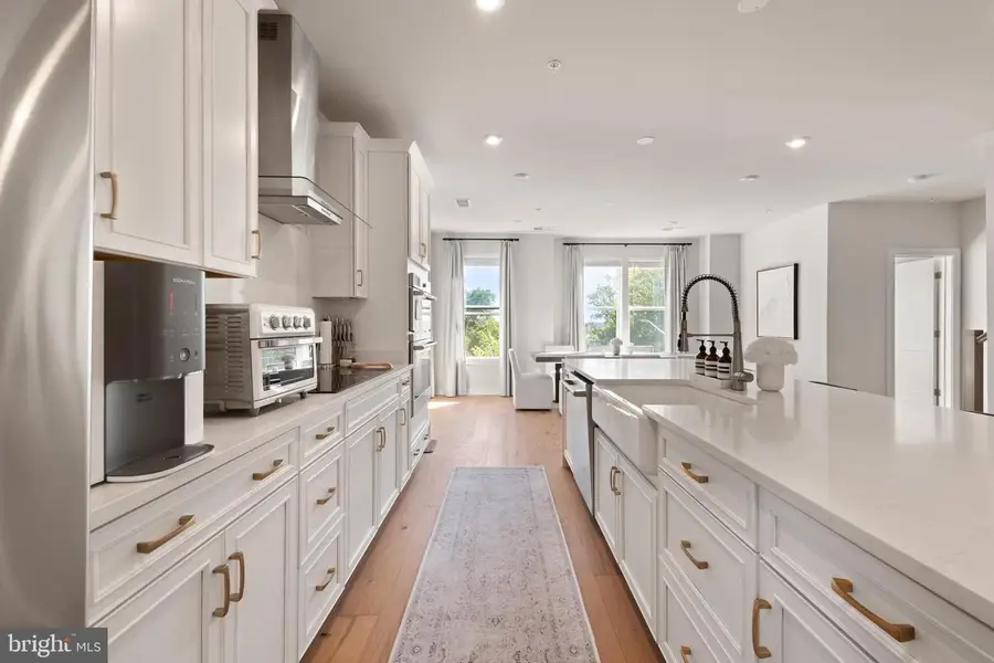 4138 Legato Rd #50, Fair Oaks, VA 22033 - Image #3