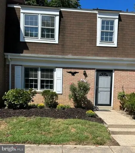 8408 Dampier Ct, Springfield, VA 22153 - Image #1