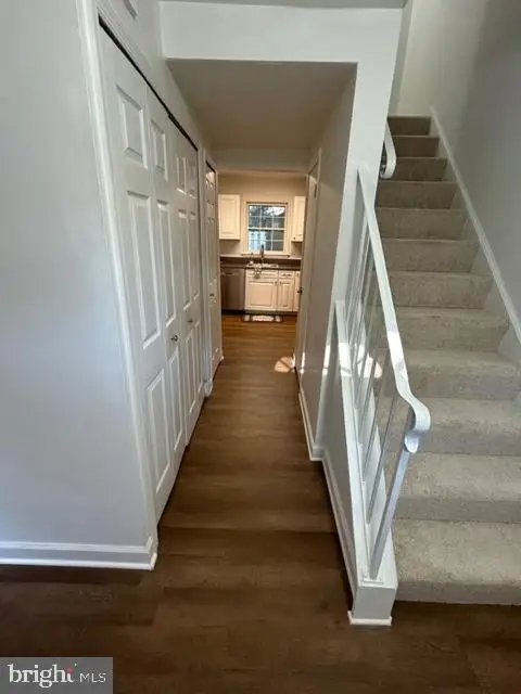 8408 Dampier Ct, Springfield, VA 22153 - Image #2